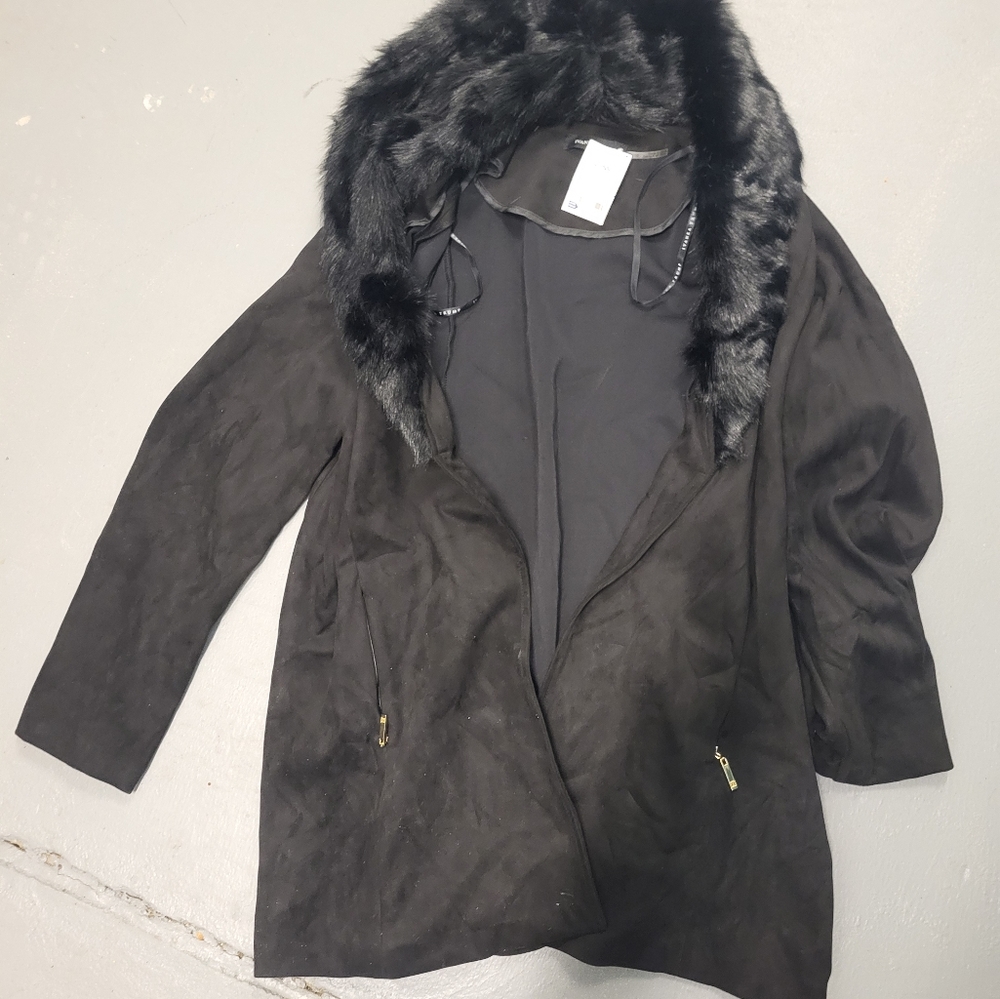 Ivanka  Trump black coat